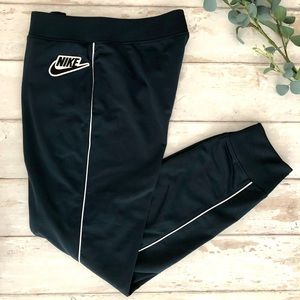 NIKE Women’s Athletic Jogger Pants